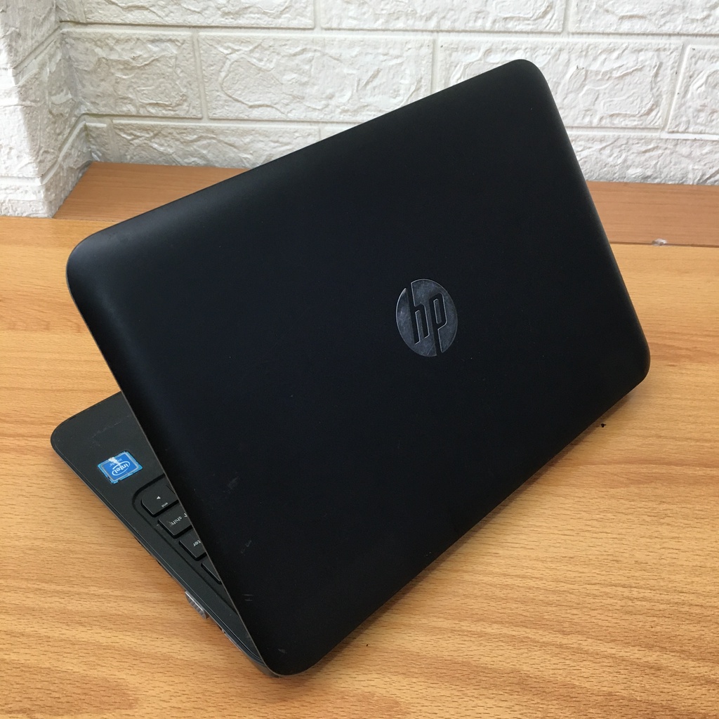 Notebook HP Celeron N2840 RAM 2GB Hardisk SSD 256GB