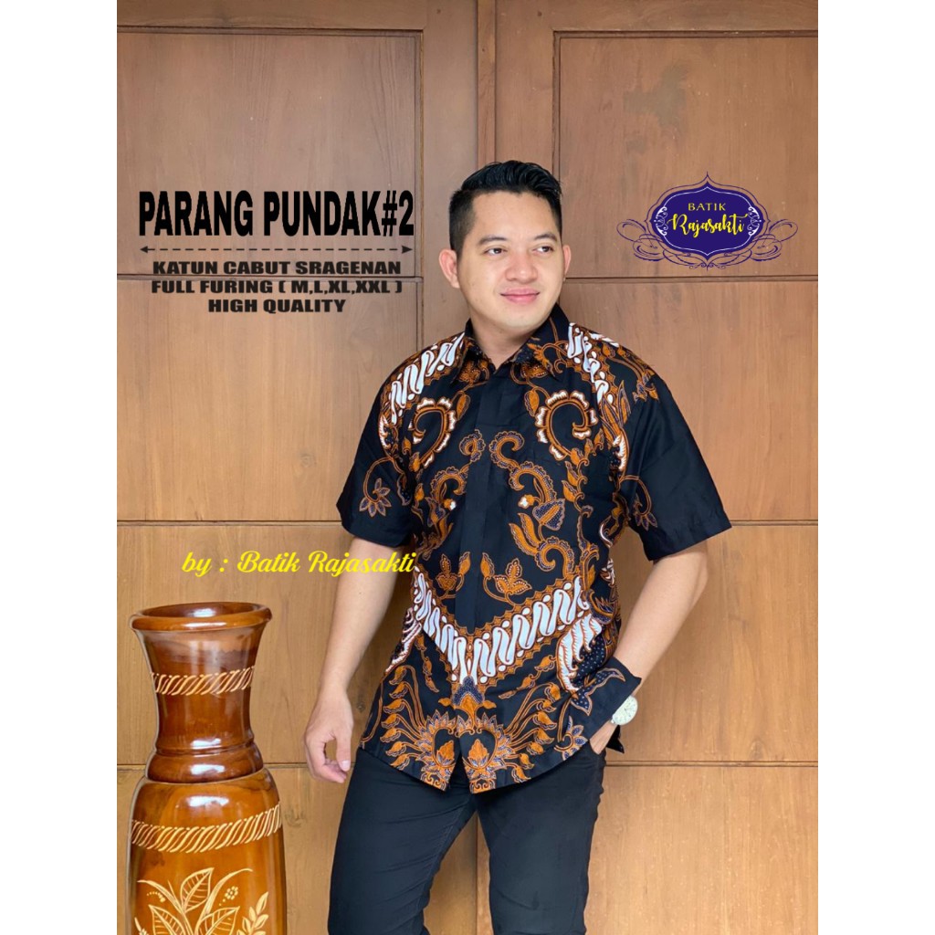 PARANG PUNDAK 2 RAJASAKTI KEMEJA BATIK SOLO PRIA LENGAN PANJANG LAPIS FURING ATASAN BATIK PREMIUM MODERN KATUN HALUS BAHUWIRYA  BANAMITRA BANAMITRA PUTIH BANGSAWAN BAYU PUTRA BERLIAN BIRU BHARATAYUDA BIMASENA BIRENDRA BIRU INDAH BRAHMAKERTA BRAHMAKERTA