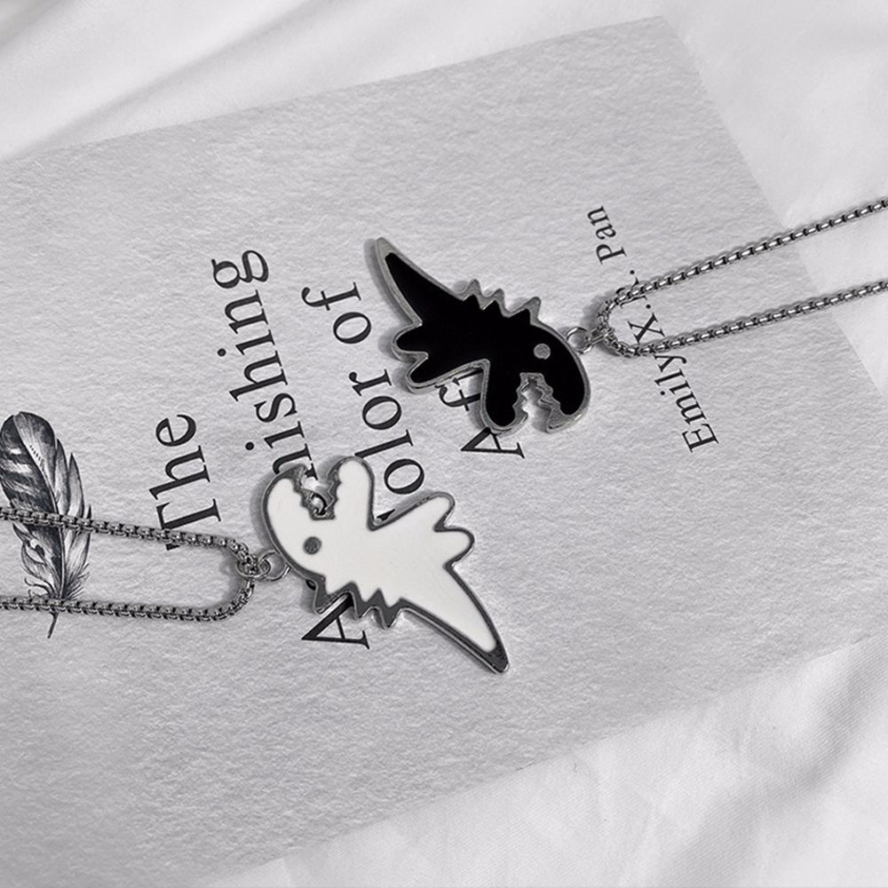 SKJK  Creative Best Friends Necklace Simple Dinosaur Necklace Couple Clavicle Chain Friends Gift Korean Gothic Alloy Hip Hop Cartoons Wing Shape