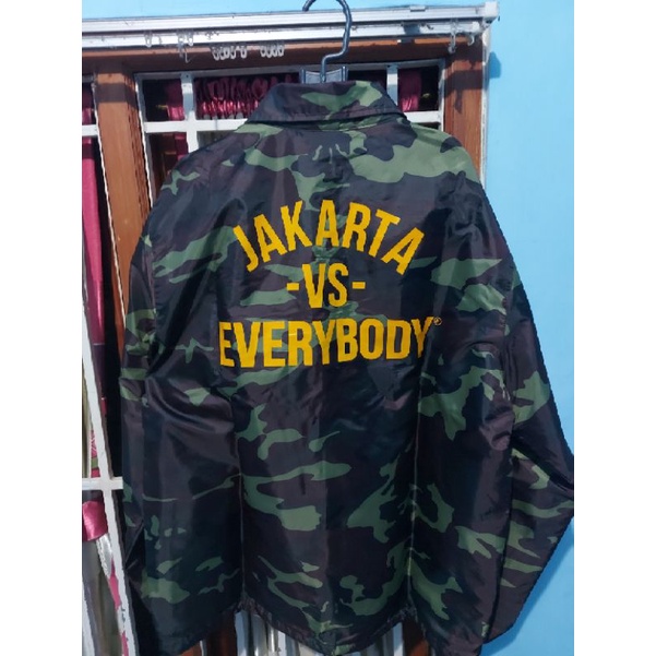 Jaket coach urbain Jakarta VS Everybody