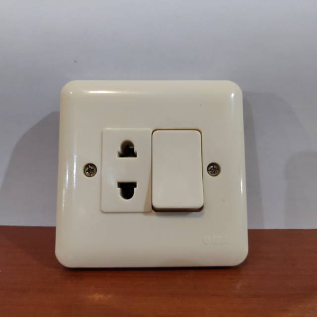 Saklar engkel + stop kontak