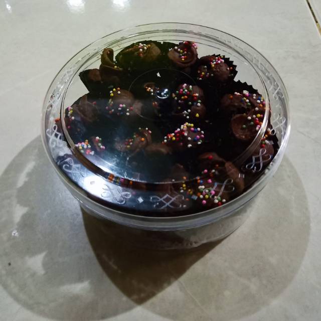

Kue lebaran cococrunch sprinkle
