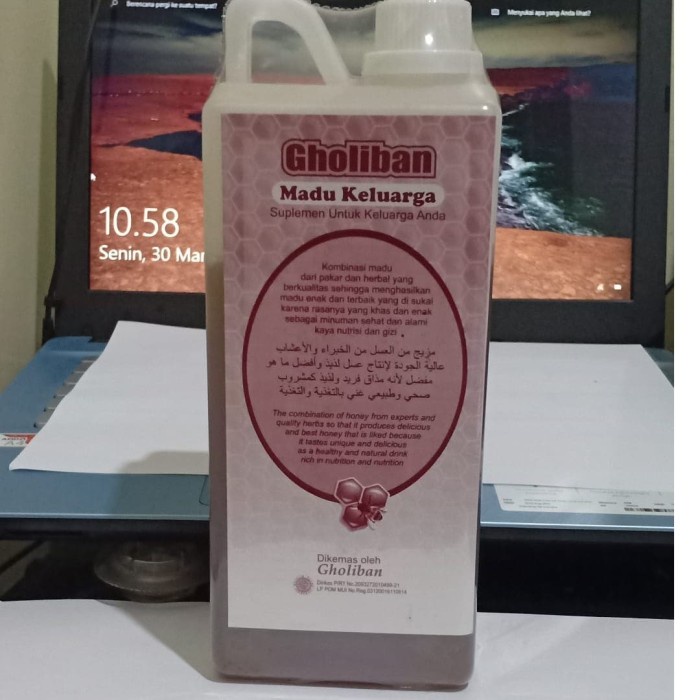 

02 Madu Hutan Kalimantan Gholiban Plus Bee Pollen Dan Royal Jelly 1Kg Ds51Ghg