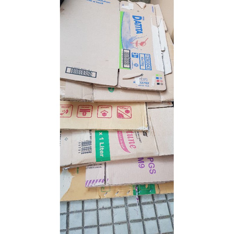 

KOTAK KARDUS/PACKING TAMBAHAN BIAR LEBIH KUAT DAN AMAN BARANG ANDA