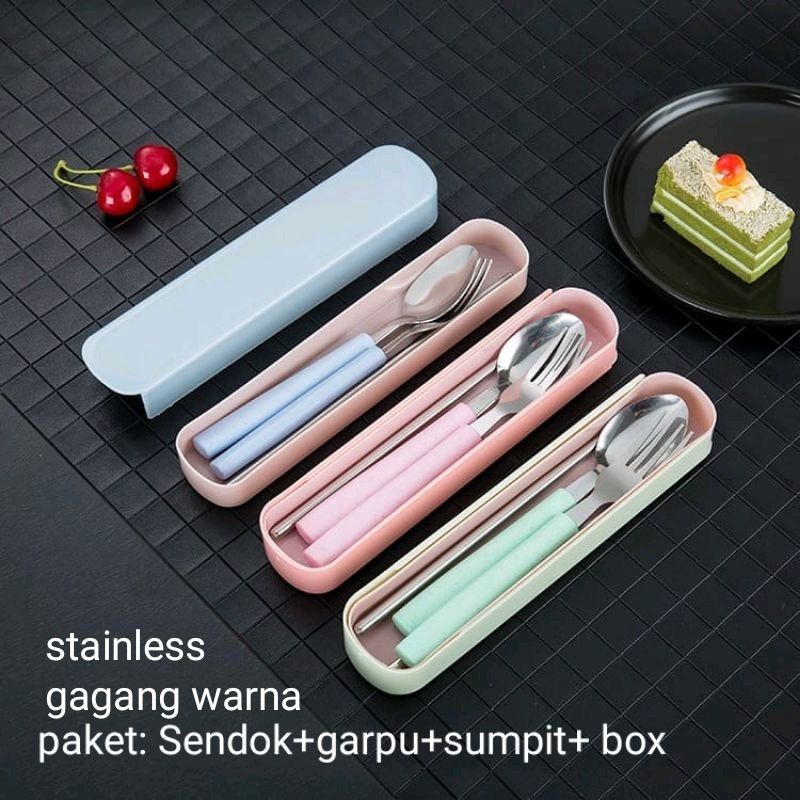 Sendok Garpu Sumpit Portabel Peralatan Makan Portable Travel Sendok Set Jerami Sendok Set Stainless