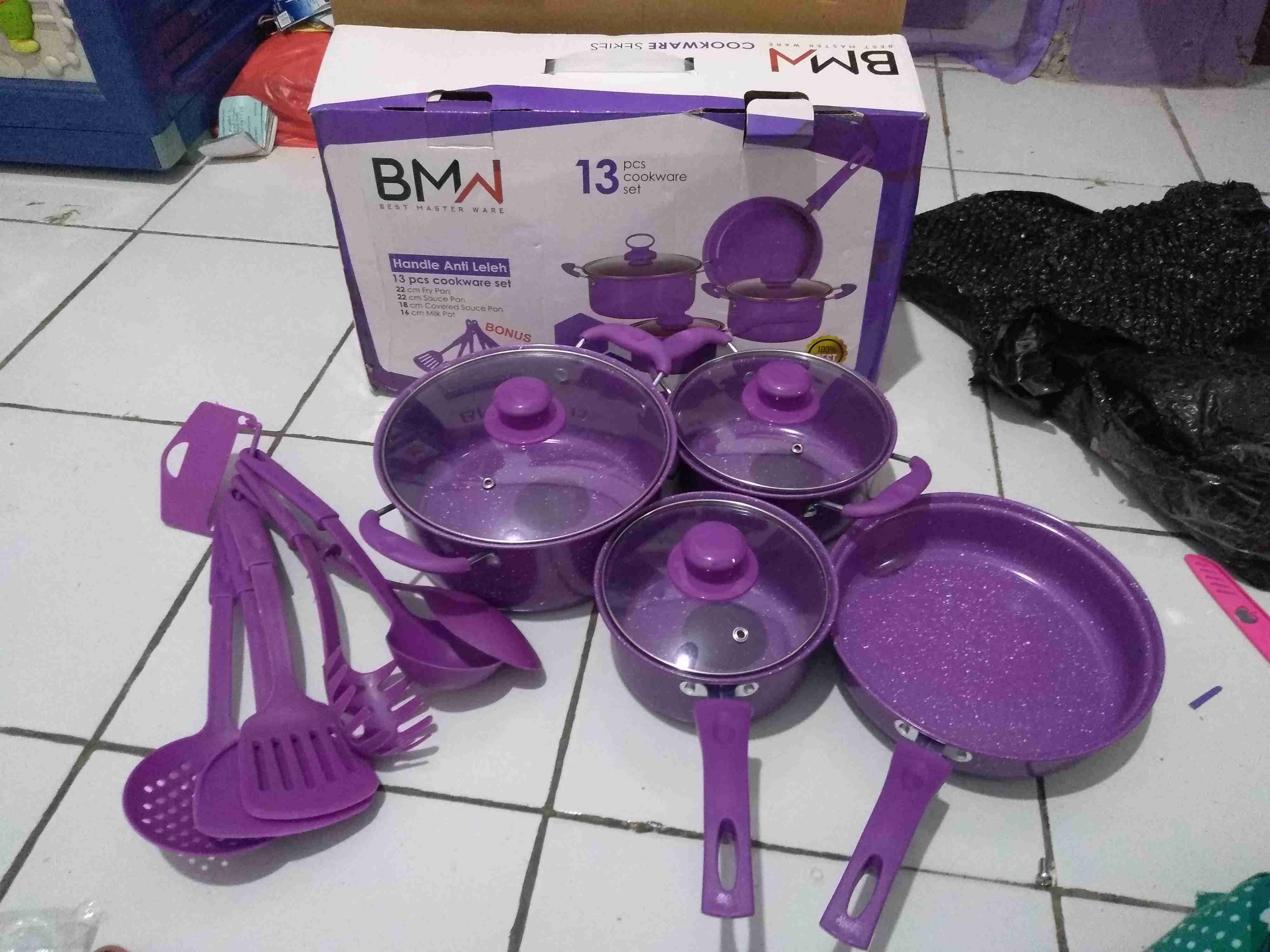 Serba Murah Jakarta - 1set Teflon Panci Set Bmw Warna Tebal Cookware Set Frypan Saucepan Milkpot