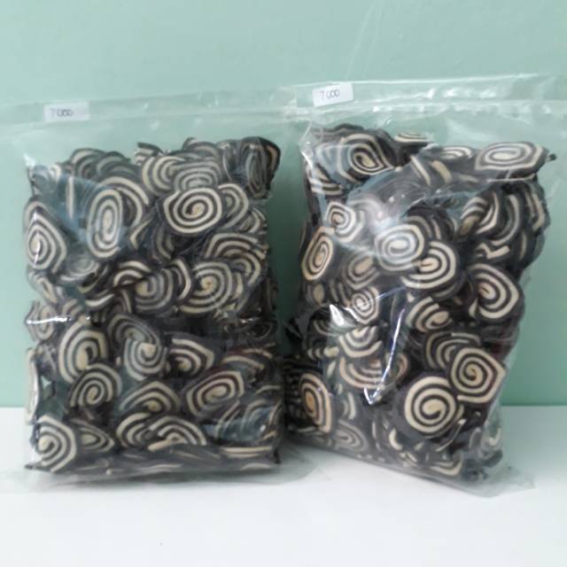 

Kuping gajah hitam