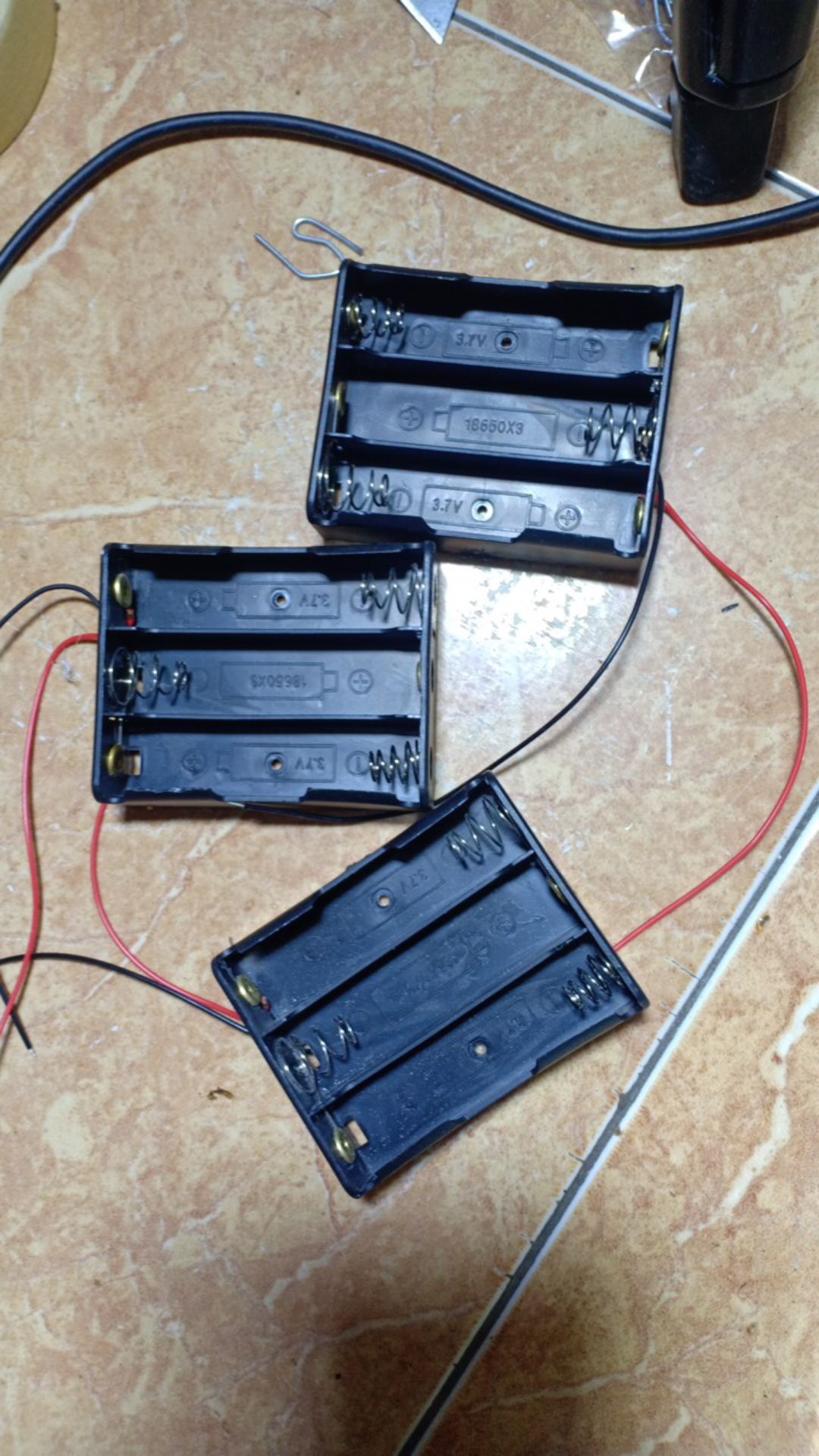 1x 2x 3x 4x 18650 Battery Case Holder 3.7v Plastic Battery Storage Box Case Holder Leads With Storage Box With Wire Lead