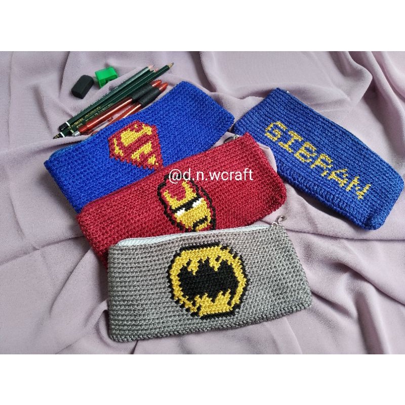 

Tempat Pensil Rajut Superhero (Include Nama)