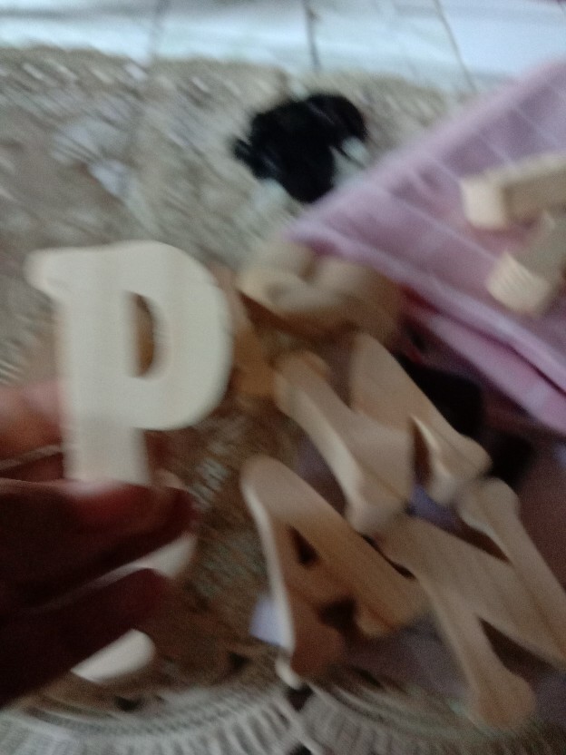 Huruf  Kayu Tinggi 6,5cm Tebal 1,5cm