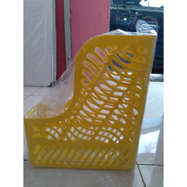

rak buku atau dokumen