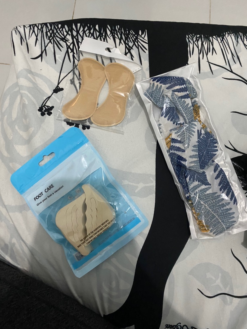 1 Pasang Insole Busa Pelindung Tumit Bahan Premium / Sol Anti Lecet Luka