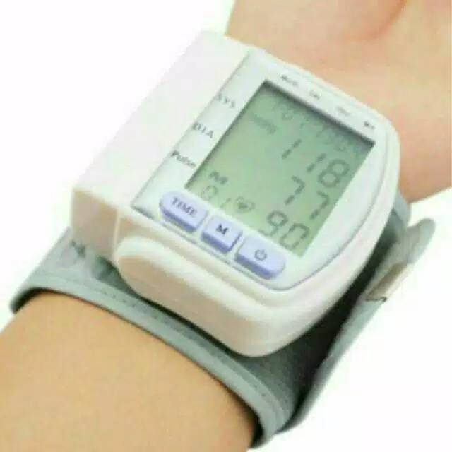 Tensimeter Digital Alat Ukur Tekanan Darah Model Gelang Lengkap Tensi + Baterai + Dus + Box Mika