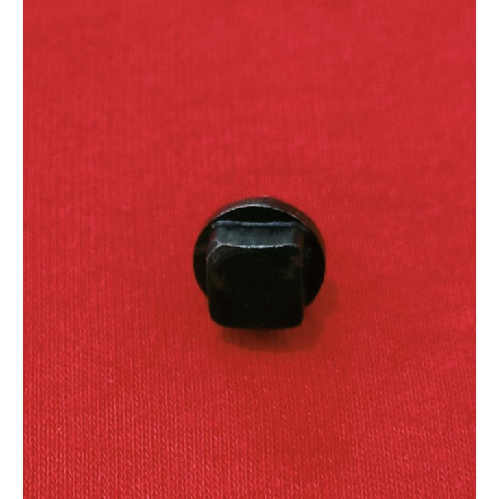 

M-051 Baut Pisau Mesin Potong Eastman KM