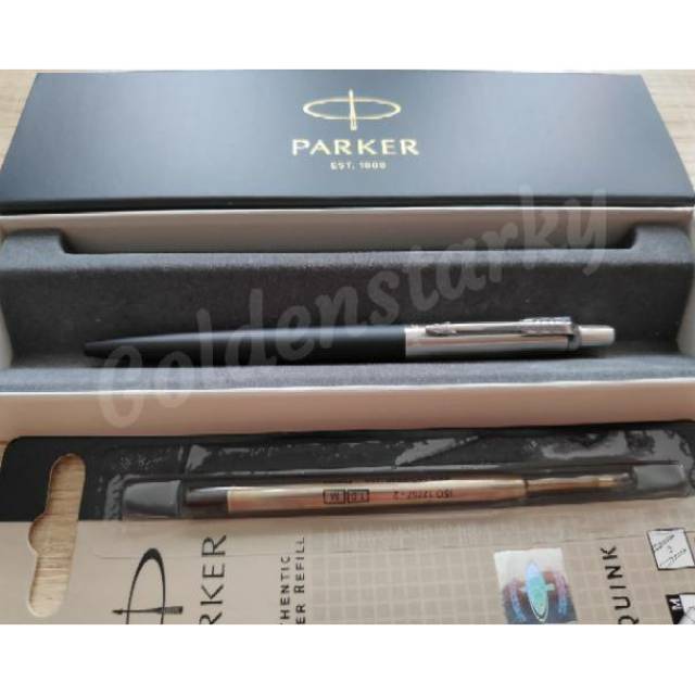 

Paket 1 Klik: 1pcs Parker Jotter Bond Street Black CT Ballpoint + 1pcs Refill Ballpoint