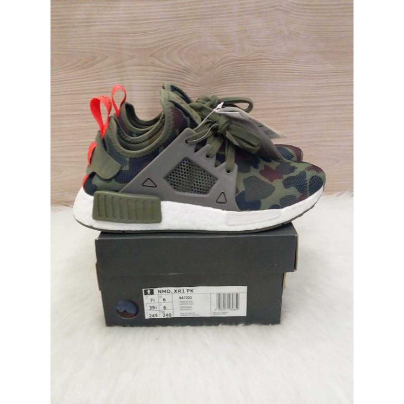 SEPATU A D I D A S NMD XR1 "OLIVE DUCK CAMO" OLIVE CARGO/OLIVE CARGO/CORE BLACK