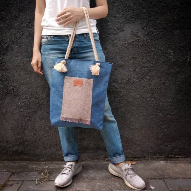 TOTEBAG | TAS TOTE BAG WANITA SUMBU BAHAN DENIM SIZE M