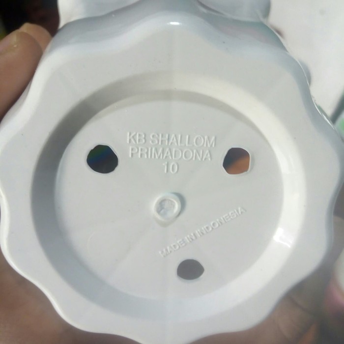 Pot tanaman plastik primadona ukuran 10cm