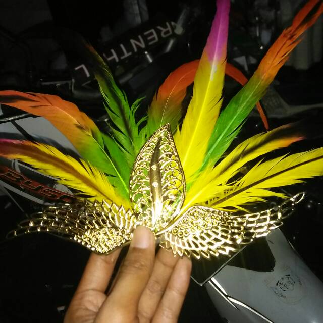 Lempengan bulu ayam aksesoris penari