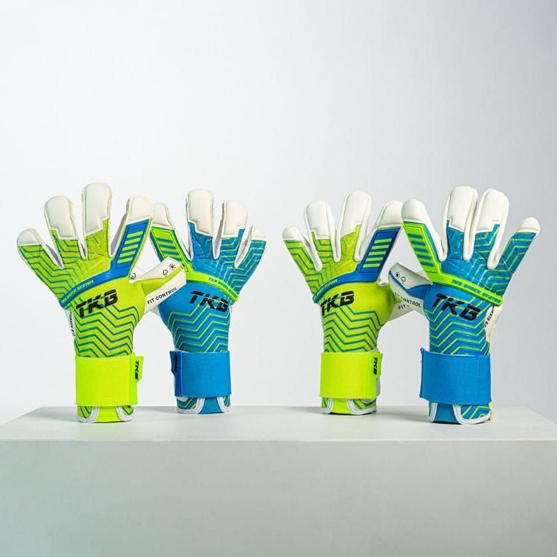 Sarung tangan kiper Dewasa Anak TKB FORSTE 2.0  WICKED EVOREVERSE HYBRID ROLL 2022