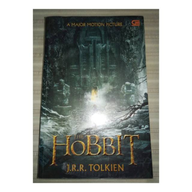 NOVEL : THE HOBBIT