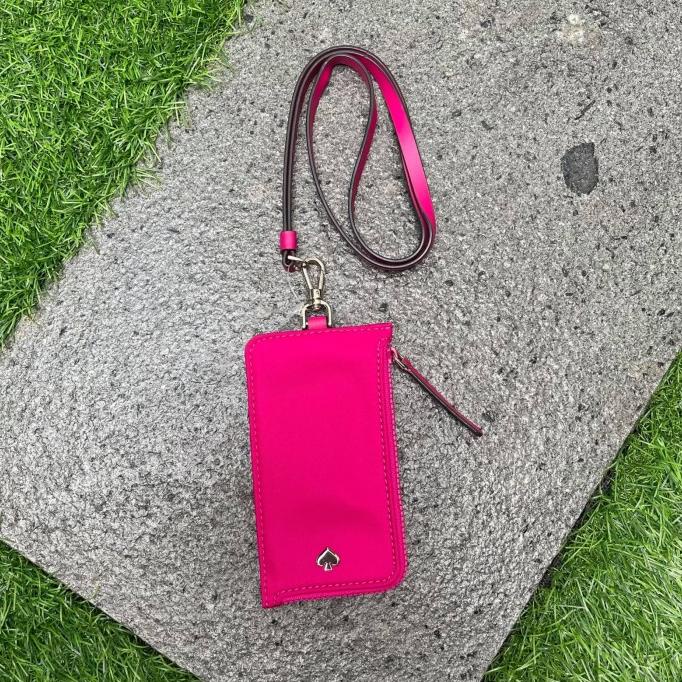 

Gantungan Name Kate spade jae id tag lanyard card holder magenta pink