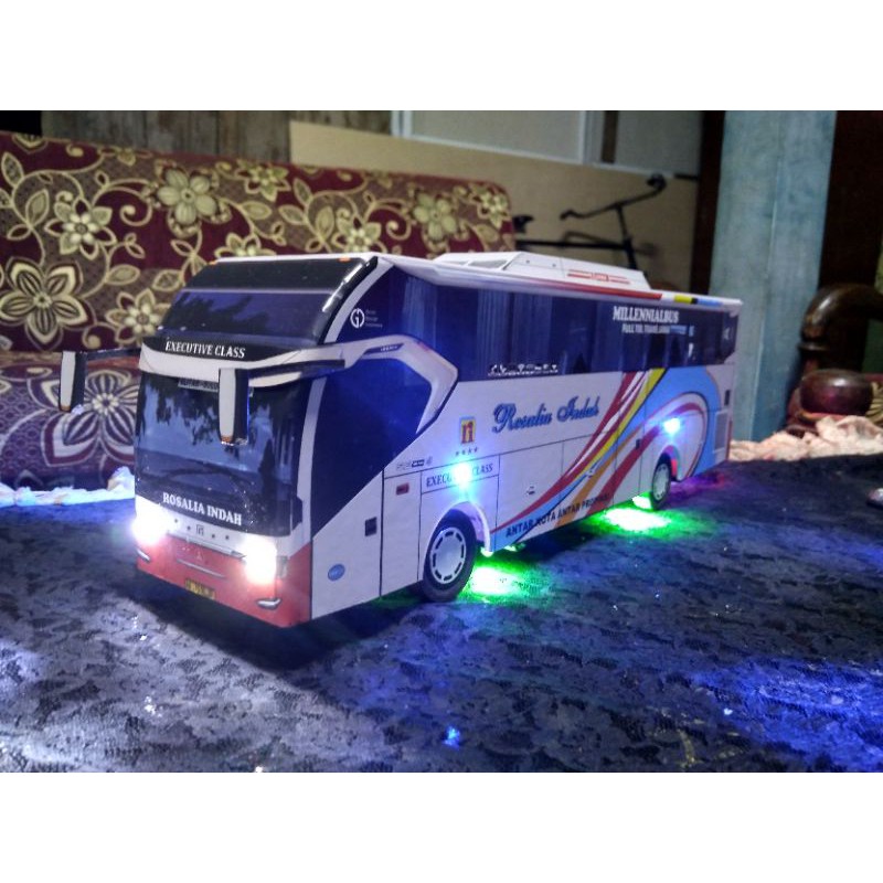 Miniatur bus RC remot control cas Rosalia Indah