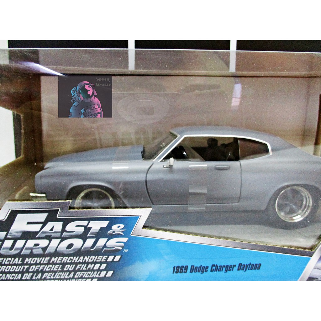 Diecast Jada 1:24 - Fast &amp; Furious 7 1969 Dodge Charger Daytona