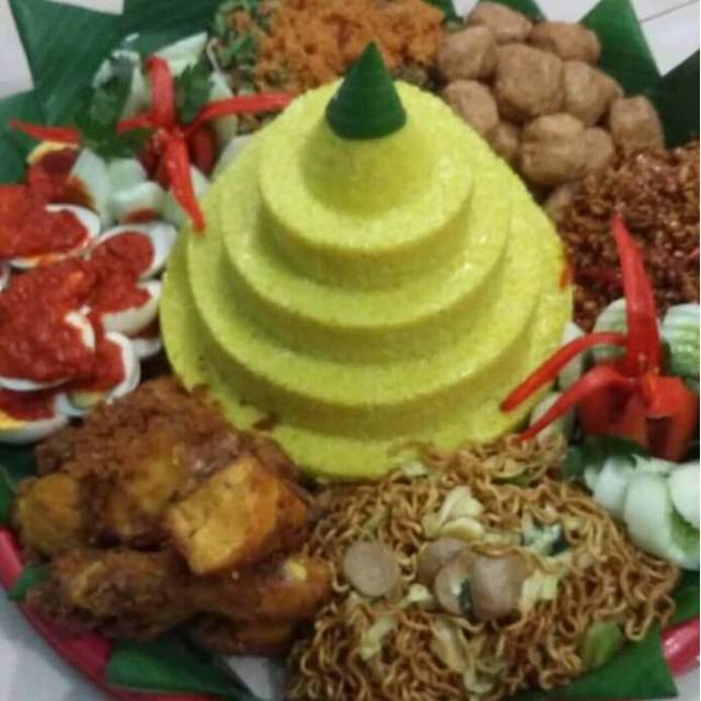 Nasi tumpeng 20 porsi murah dan enak di Medan