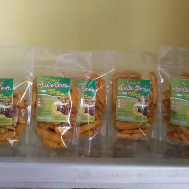 

Kripik Pisang BARLIN ( penggorengan melalui vakum listrik)