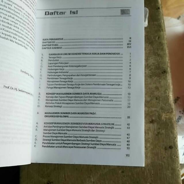 Jual Buku Manajemen Sumber Daya Manusia by Sedarmayantip Indonesia 