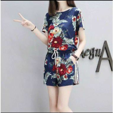 

LIND. SET Florist