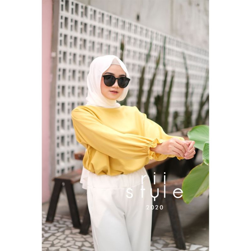 CUCI GUDANG BAJU LILI TOP by Riistyle