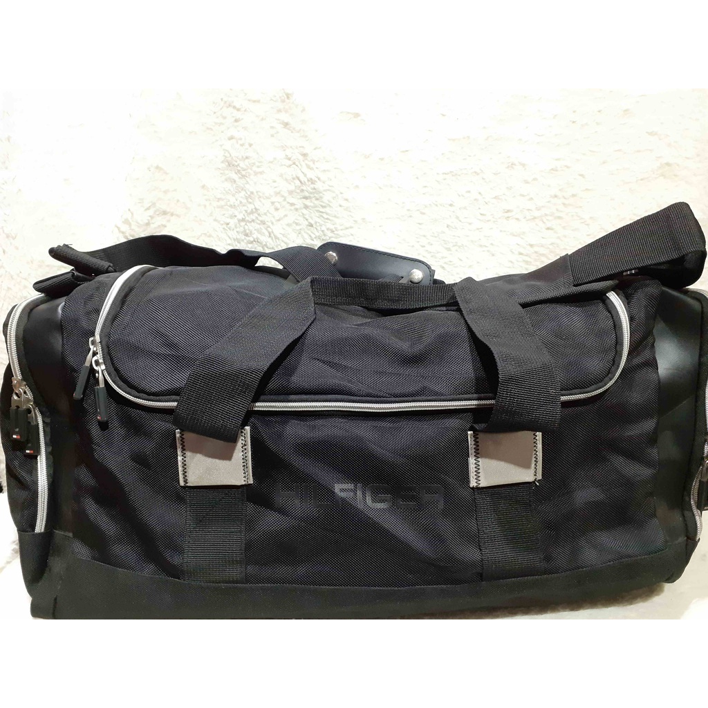 Tas Second / Preloved TOMMY HILFIGER Sling Bag / Duffle Bag / Selempang / Bekas