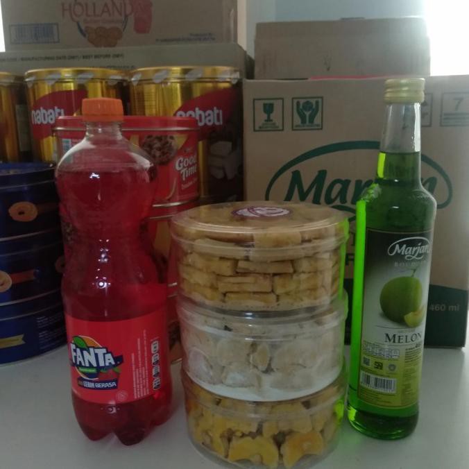 

Paket Kue Kering Lebaran/Parsel Louismarket969
