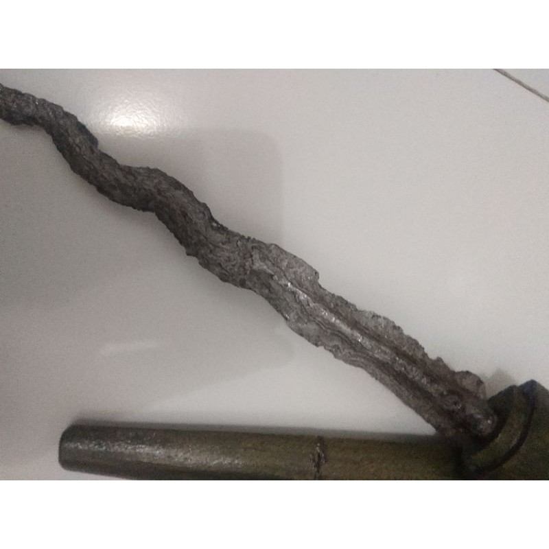 pusaka tombak korowelang