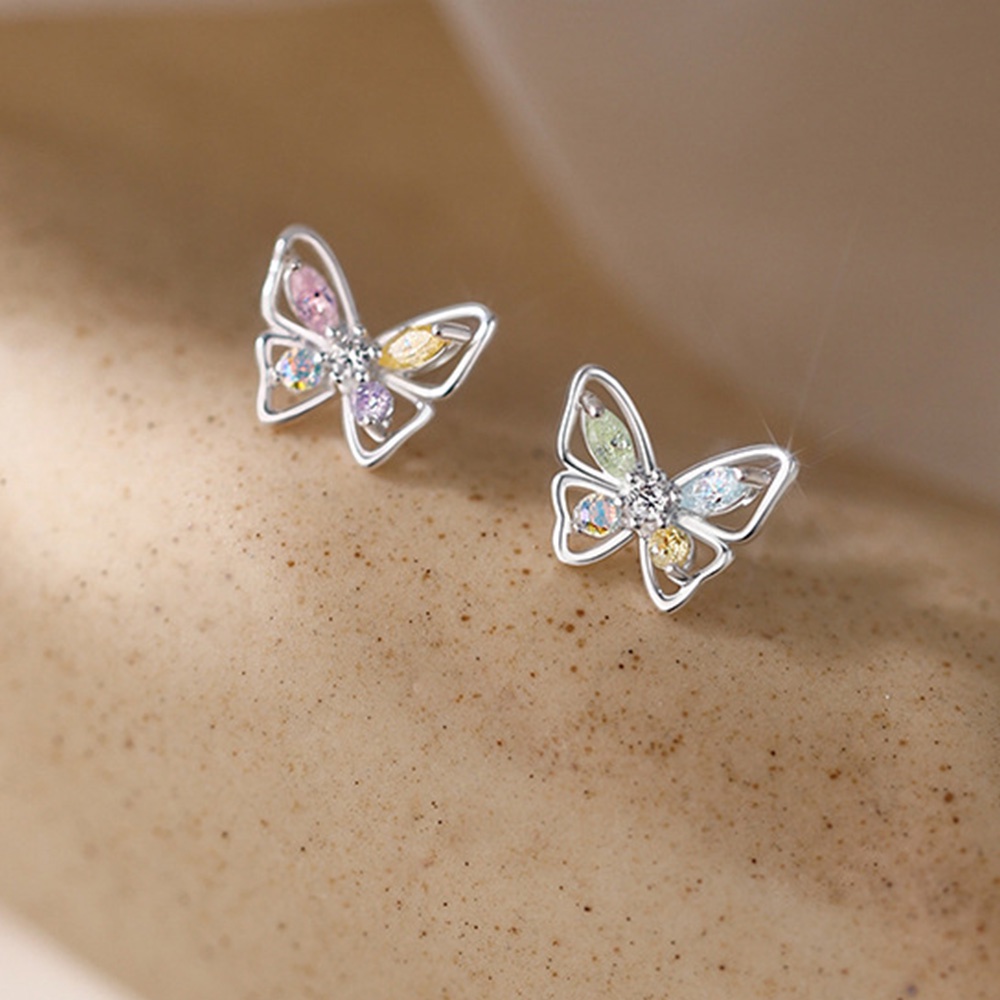 Anting Stud Desain Kupu-Kupu Hollow Aksen Kristal Warna-Warni Untuk Wanita