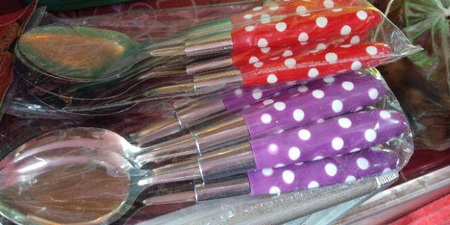 Sendok Kerang Prasmanan