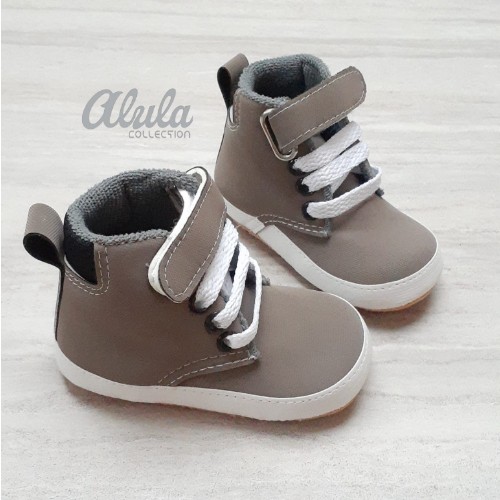 sepatu bayi baby shoes prewalker laki laki perempuan umur 2 sampai 14 bulan model simple classy