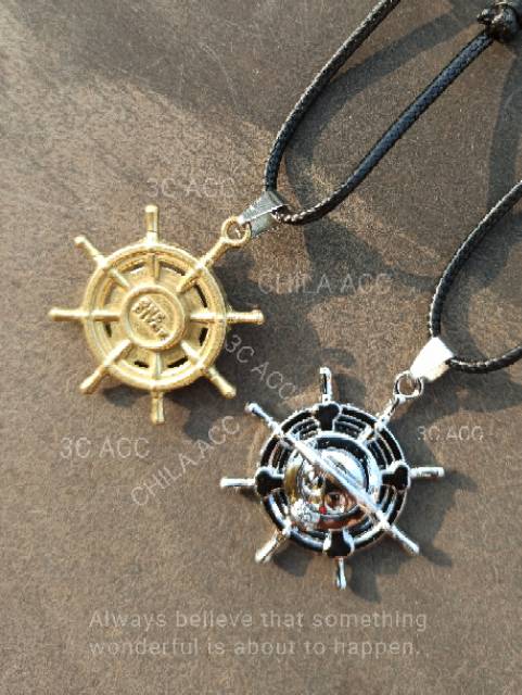 Kalung Tali Liontin ONE PIECE LUFFY KEMUDI TENGKORAK METAL GAUL IMPORT Fashion Pria Wanita