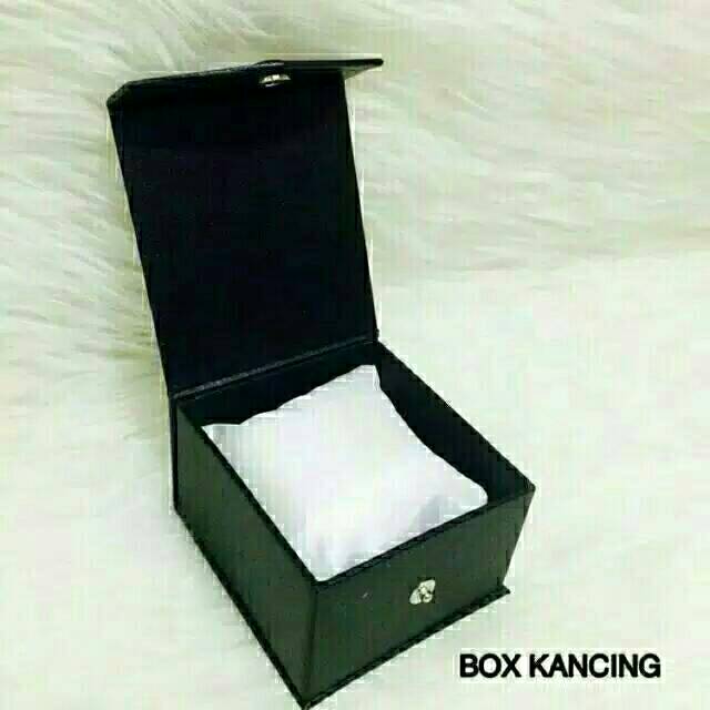 BOX KANCING/BOX HUSHPUPPIES/BOX DW