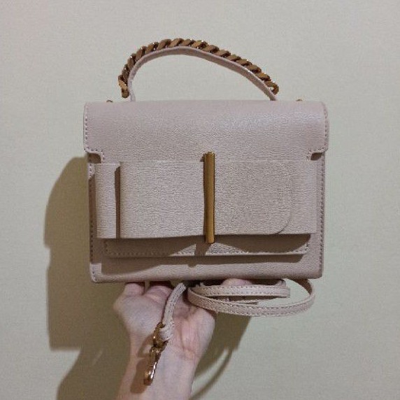 charles and keith sling bag ori counter