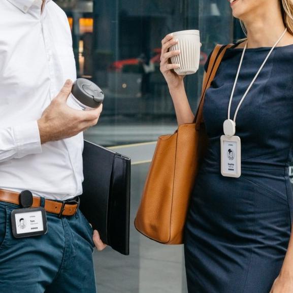 

[[COD]] Orbitkey ID Card Holder with Lanyard KOMPLIT Kode 1132