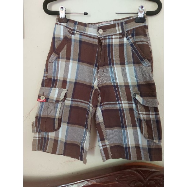 Celana Pendek Brand KICKERS