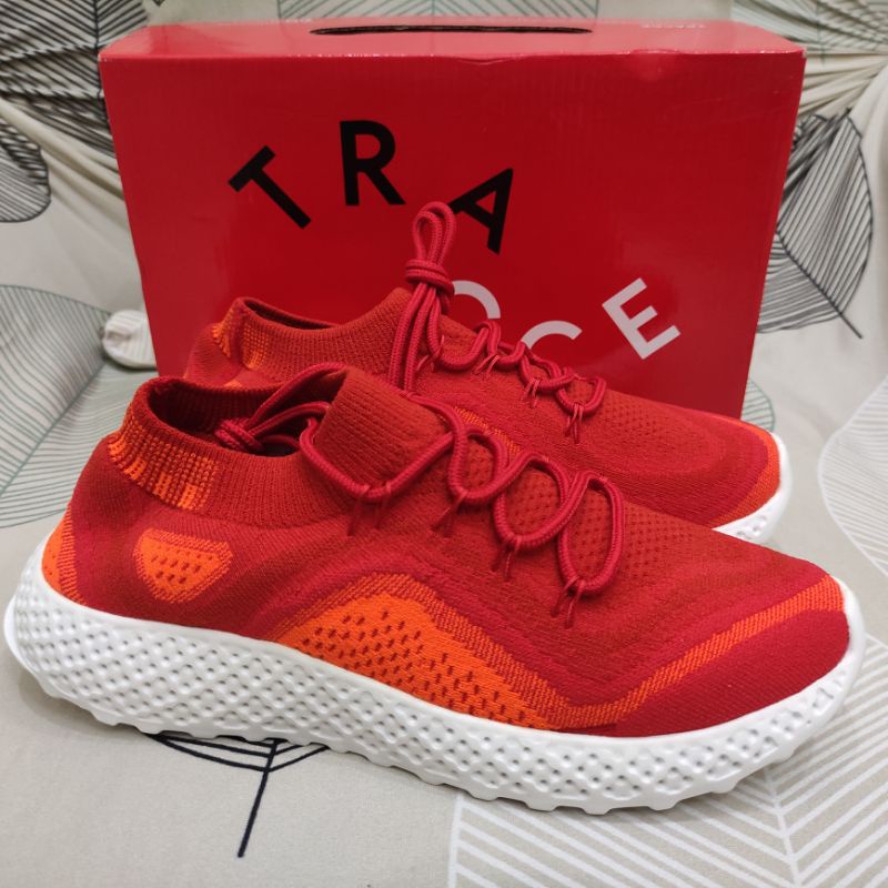 Sepatu Sneakers Wanita Tracce Everbest Original