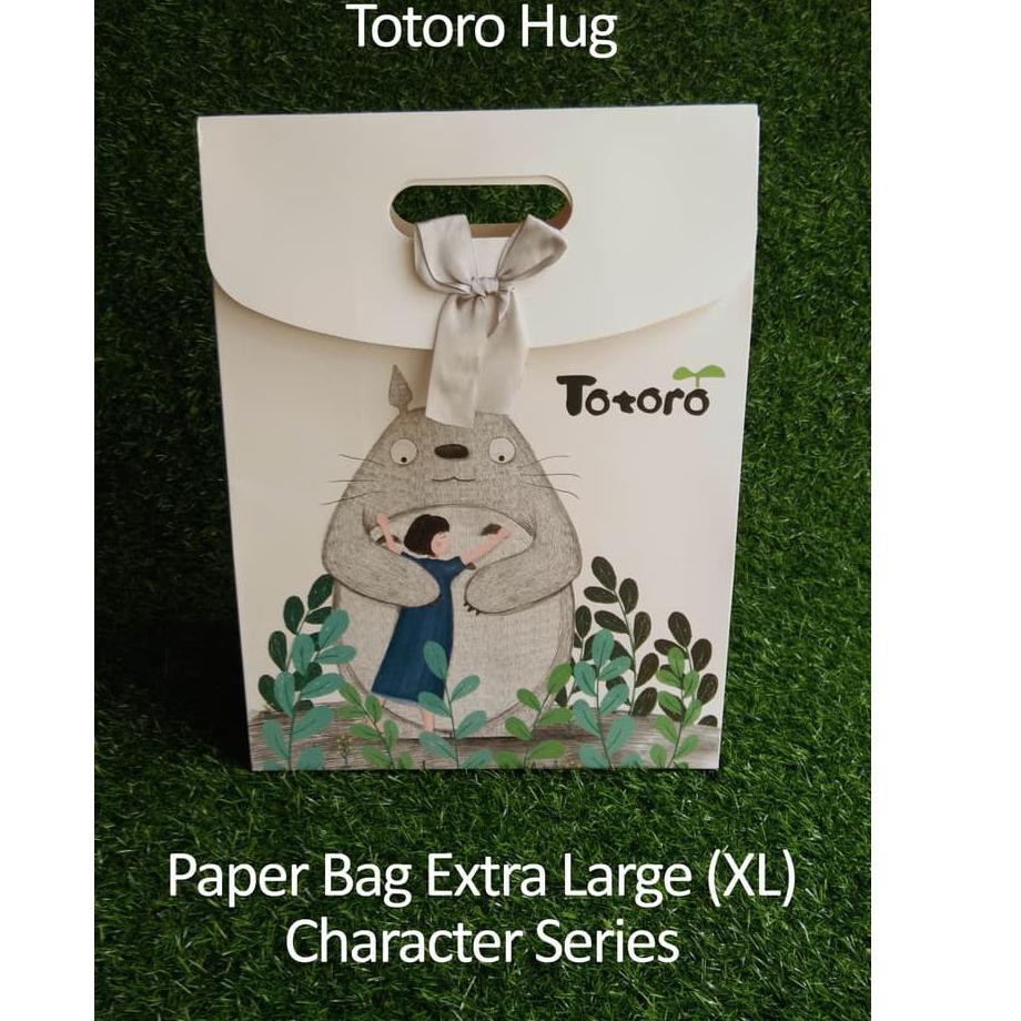 

Harga Spesial.. XL Paper Bag Motif / Goody Bag / Tas Ulang tahun Besar - Extra Large Totoro