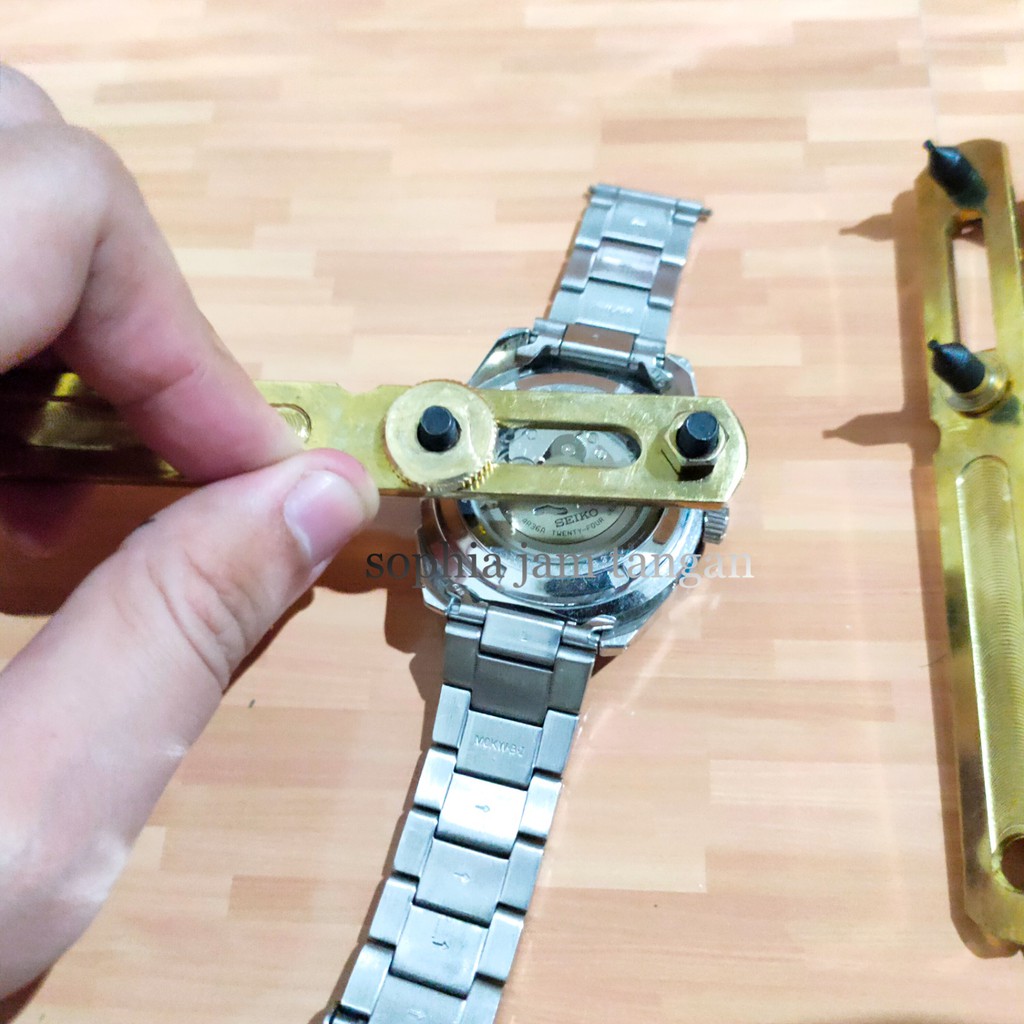 [ BISA COD ] Alat Pembuka casing belakang jam tangan / Spanner Bahan Stainless Steel / ENGKOL JAM