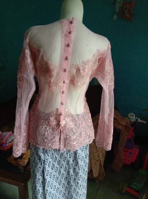 Kebaya wisuda/domas/pager ayu