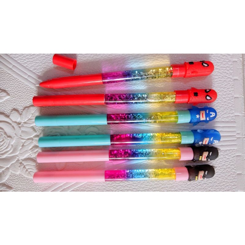 

Pulpen Karakter Superhero