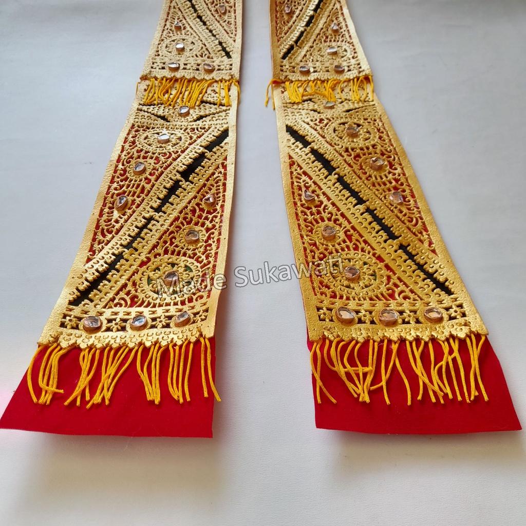 Set sepasang 2pcs Lamak condong ukiran kulit aksesoris pakaian tari bali